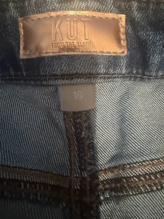 Kut from the Kloth Straight-Leg Jeans in Medium Blue Denim - Picture 11 of 14